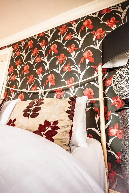 The Commercial Hotel Chester Bilik gambar