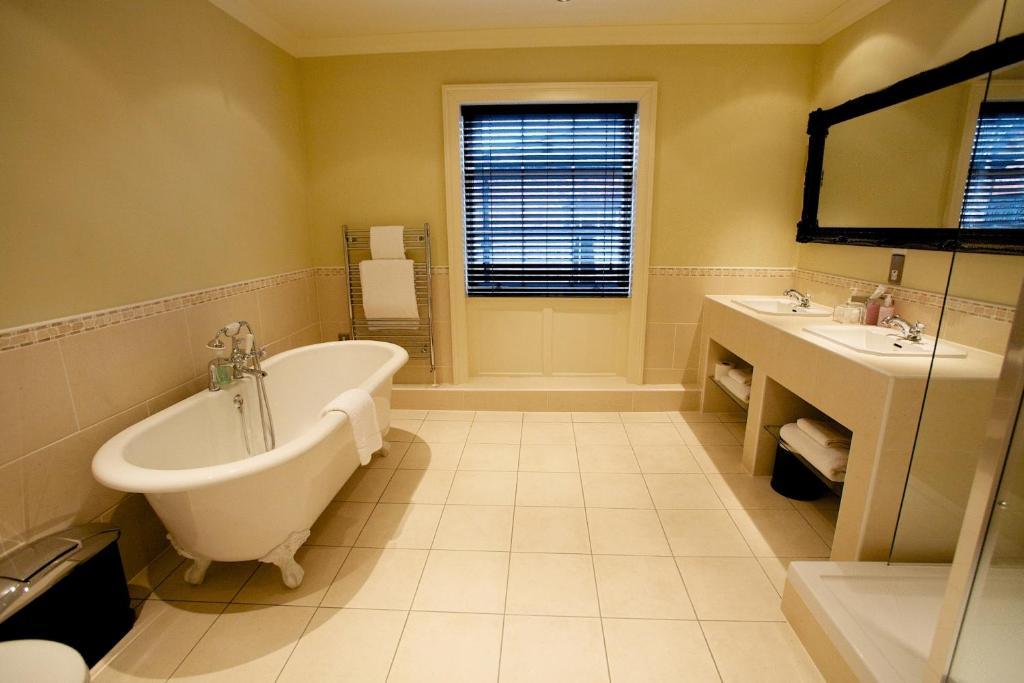 The Commercial Hotel Chester Luaran gambar